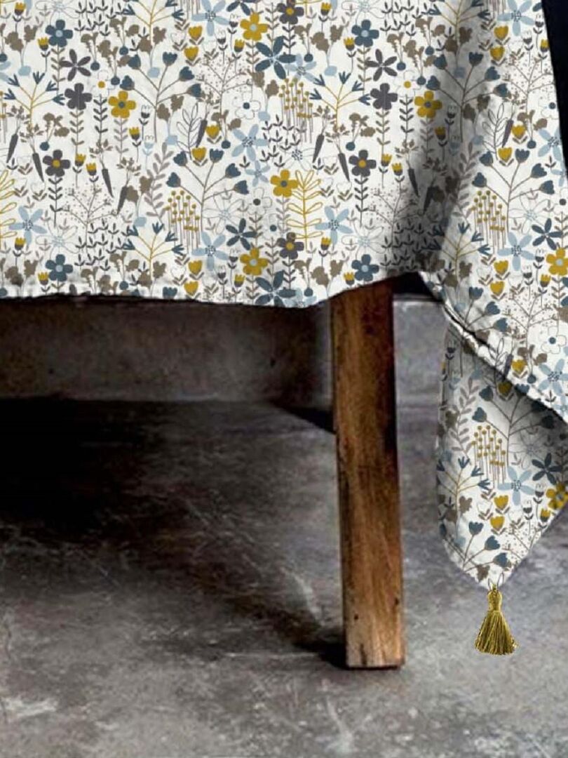 Future Home - Nappe coton blanche à fleurs 150x250cm avec pompons Blanc - Kiabi