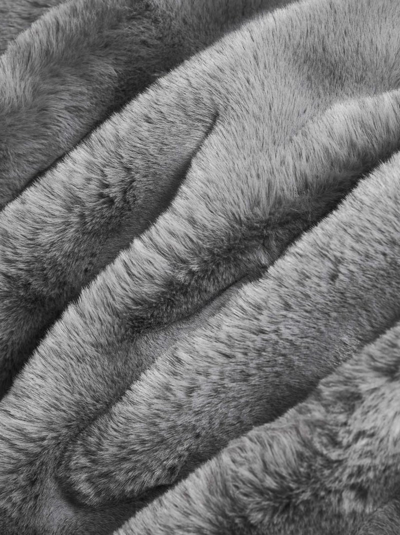 Future Home - Plaid fausse fourrure 130x150 cm Gris - Kiabi