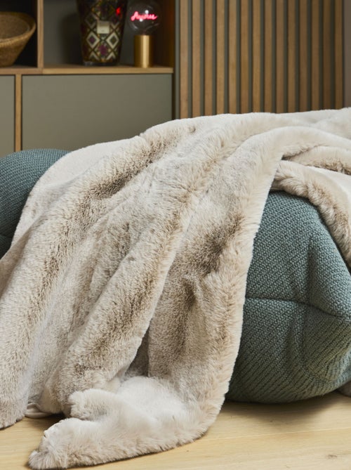 Future Home - Plaid fausse fourrure 130x180 cm - Kiabi Future Home - Plaid fausse fourrure 130x180 cm - Kiabi