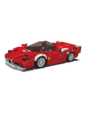 FXX Supercar avec vitrine de présentation