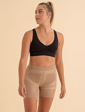 Gaine amincissant, Marie