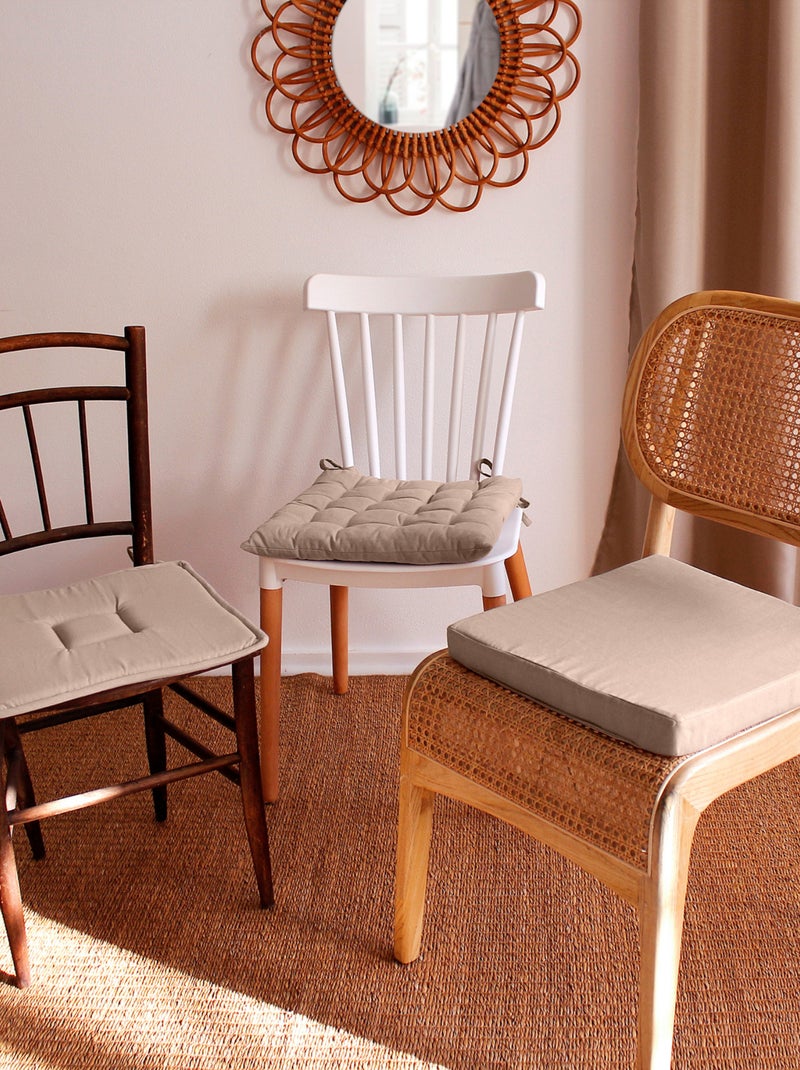 Galette de chaise piquée 16 points en coton et nouettes Beige coquille - Kiabi