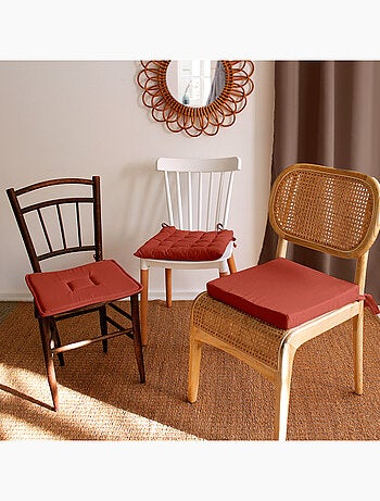 Galette de chaise piquée 16 points en coton et nouettes