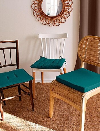 Galette plate unie avec passepoil et nouettes