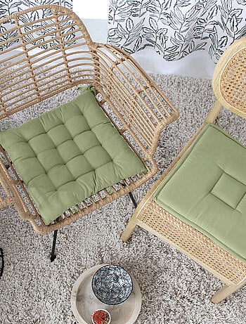 Galette plate unie avec passepoil et nouettes