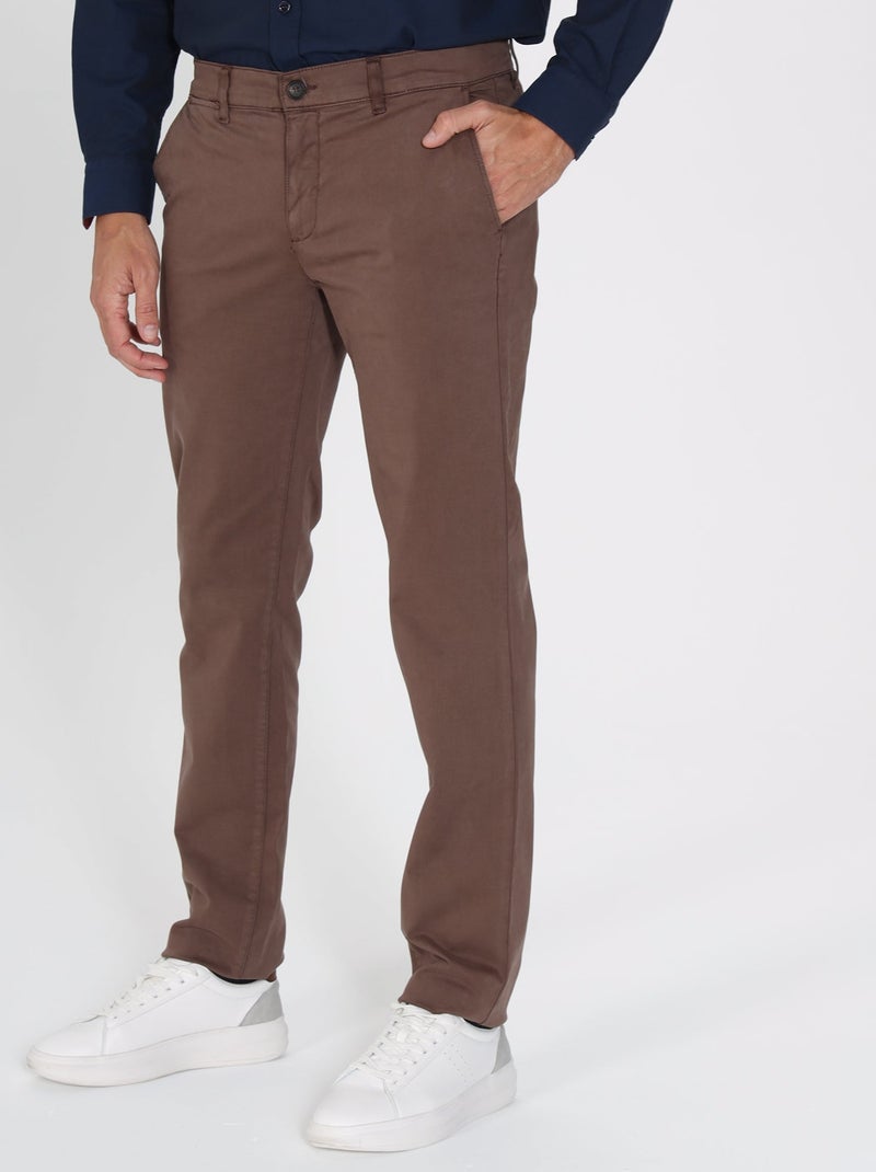 Gentleman Farmer - Pantalon chino coupe regular en coton POWEL Marron - Kiabi