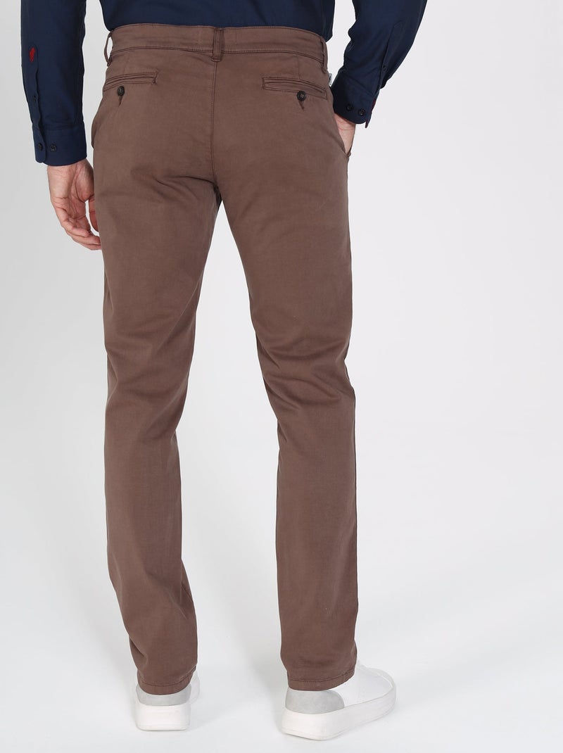 Gentleman Farmer - Pantalon chino coupe regular en coton POWEL Marron - Kiabi