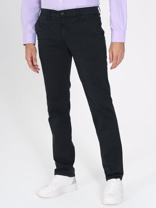 Gentleman Farmer - Pantalon chino coupe regular en coton POWEL - Kiabi Gentleman Farmer - Pantalon chino coupe regular en coton POWEL - Kiabi