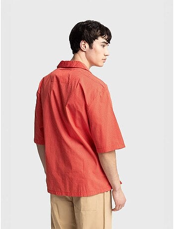 Chemise à manches courtes à fines rayures giesto