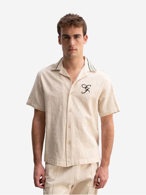 Giesto chemise à manches courtes en mélange de lin - Kiabi Giesto chemise à manches courtes en mélange de lin - Kiabi