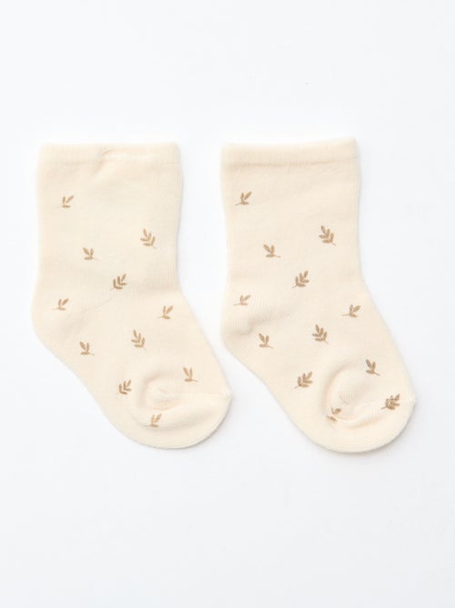 GIFTBOX Combinaison + chaussette + lange + bavoir - Kiabi