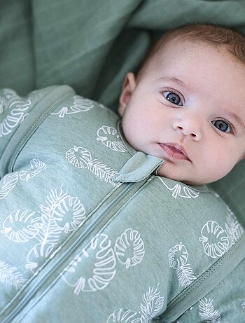 Gigoteuse avec manches amovibles