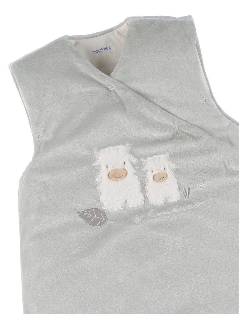 Gigoteuse sauge brodée 100 cm en Veloudoux® Noukie's Vert - Kiabi