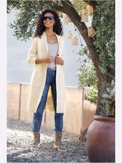 Gilet 50% viscose - taille standard - helline - Kiabi Gilet 50% viscose - taille standard - helline - Kiabi