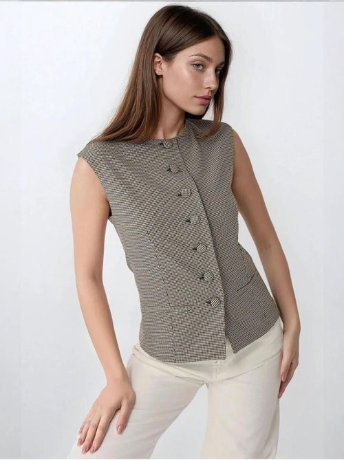 Gilet ajusté à carreaux et col ras du cou - Kiabi Gilet ajusté à carreaux et col ras du cou - Kiabi