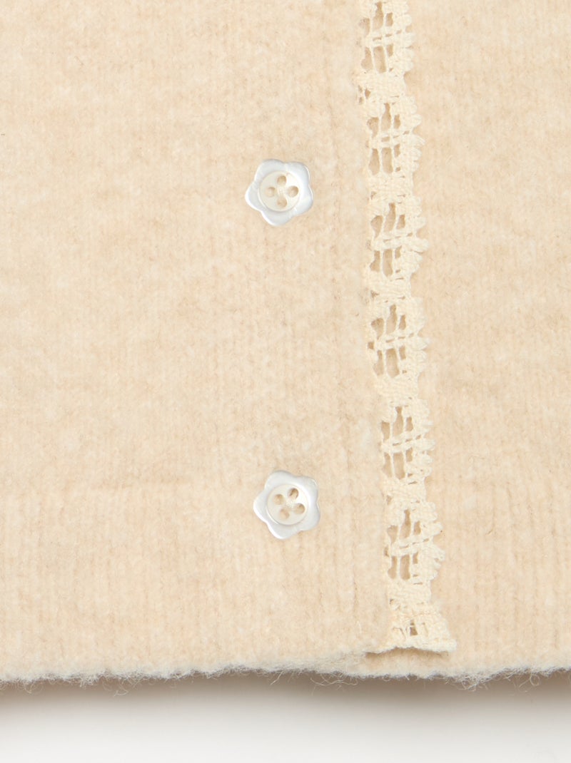 Gilet avec bords en fine dentelle Beige - Kiabi