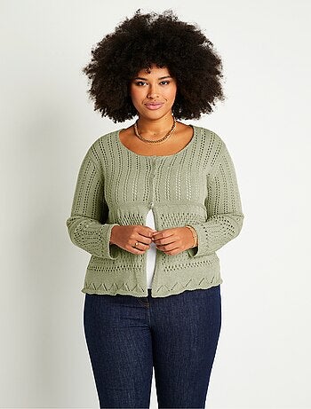 Gilet boléro court boutonné ajouré