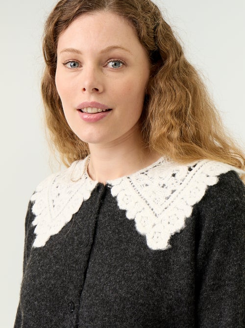 Gilet boutonné avec col claudine - Kiabi Gilet boutonné avec col claudine - Kiabi