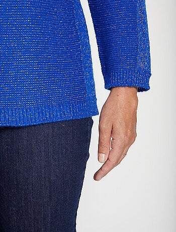 Gilet boutonné col V détails ajourés