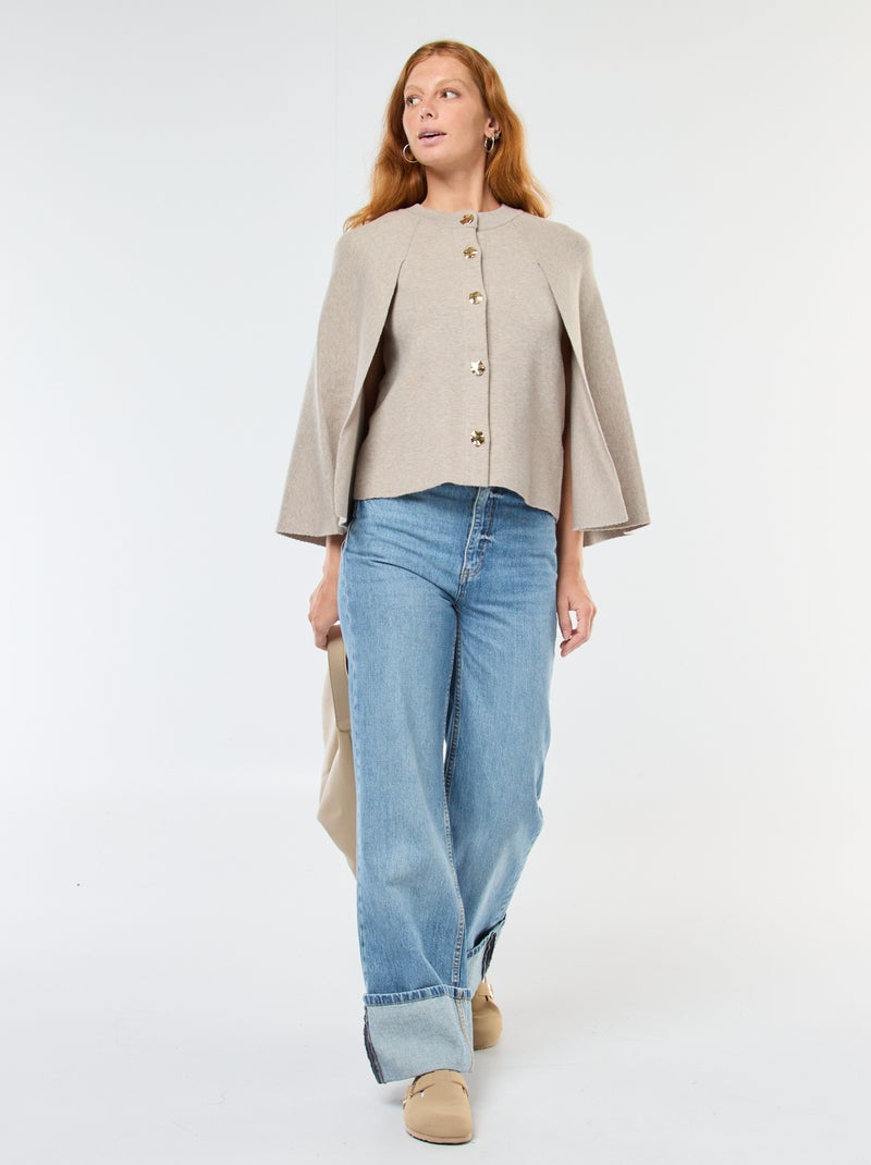 Gilet cape avec boutons dorés Beige - Kiabi