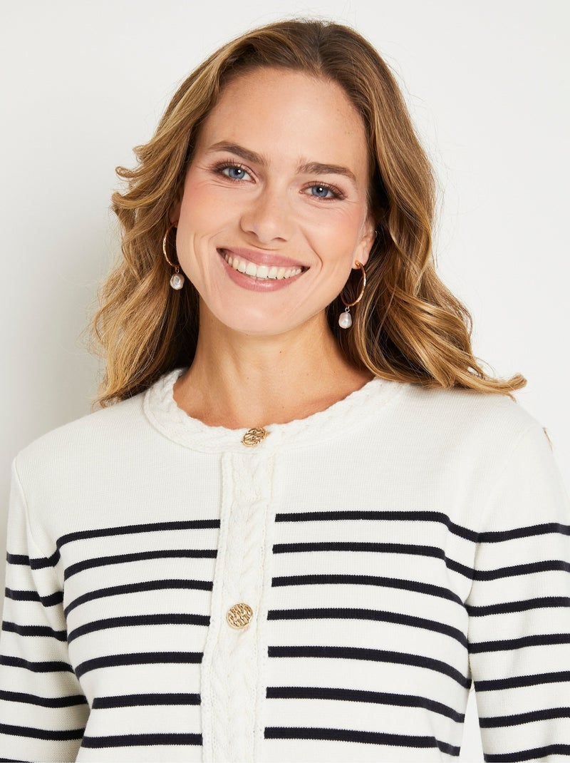 Gilet cardigan rayé court boutonné col rond Noir Ecru - Kiabi