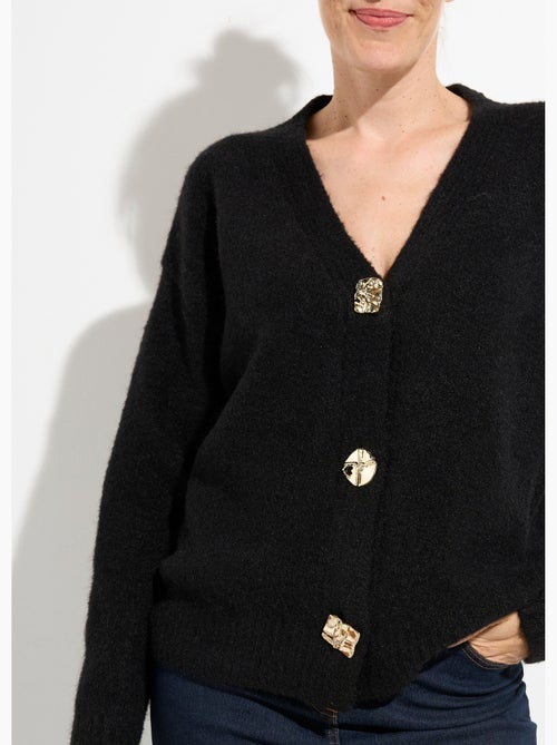 Gilet chaud avec boutons bijou en métal - afibel - Kiabi Gilet chaud avec boutons bijou en métal - afibel - Kiabi