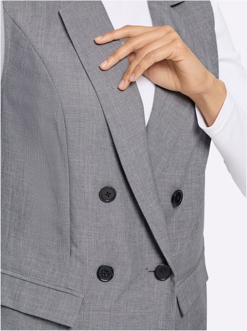 Gilet Col à Revers à Effet Affinant - Taille Standard - Moda Vilona - Kiabi Gilet Col à Revers à Effet Affinant - Taille Standard - Moda Vilona - Kiabi