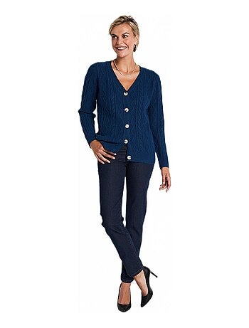 Gilet court boutonné col V maille torsades