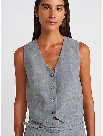 Gilet Court En Crêpe À Boutons