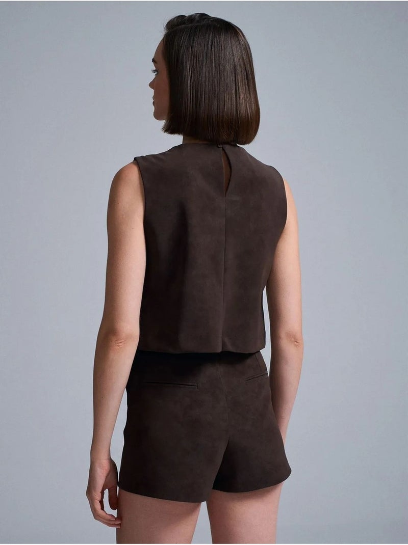 Gilet court en simili cuir à boutons dilvin Marron chocolat - Kiabi