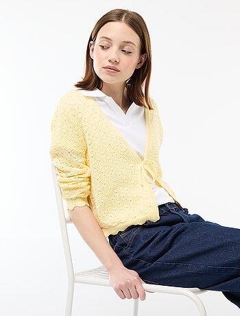 Gilet crochet à nouer festonné