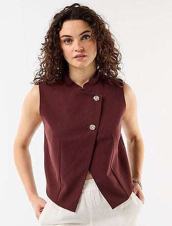 Gilet de costume sans manches avec ouverture symétrique