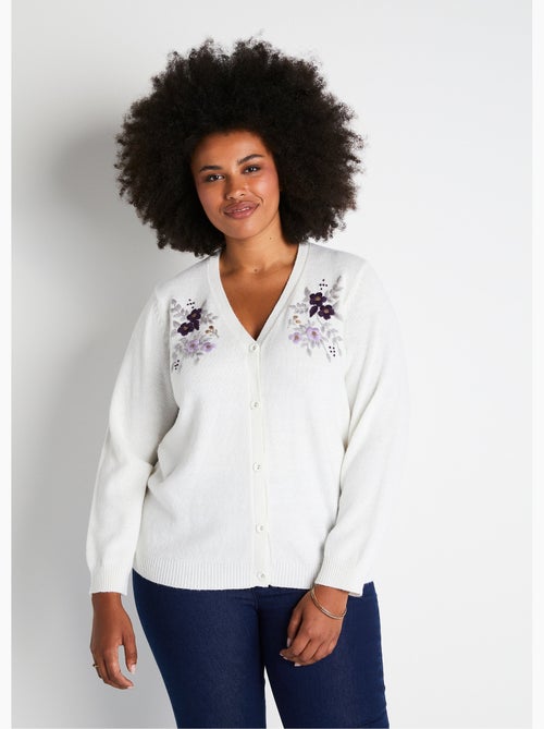Gilet doux uni col V boutonné court brodé - Afibel - Kiabi