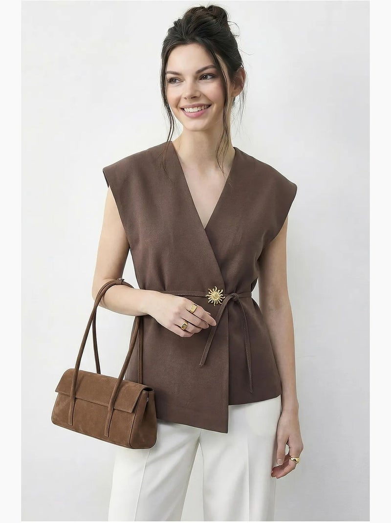 Gilet en crêpe à col en v ceinturé lucci Marron - Kiabi
