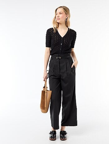 Gilet en maille ajourée à manches courtes