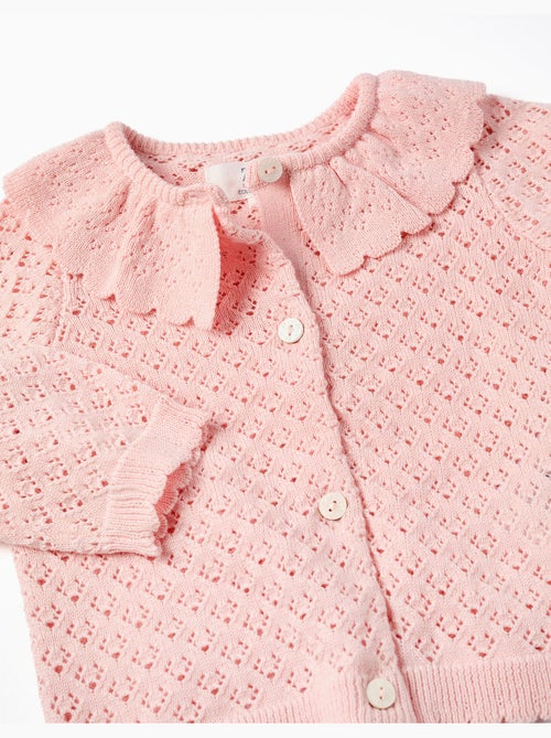 Gilet en maille ajourée avec extrémités festonnées - Kiabi Gilet en maille ajourée avec extrémités festonnées - Kiabi