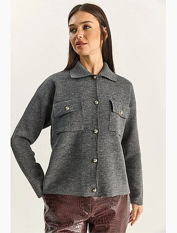 Gilet en maille côtelée avec col polo et fermeture boutonnée lucci