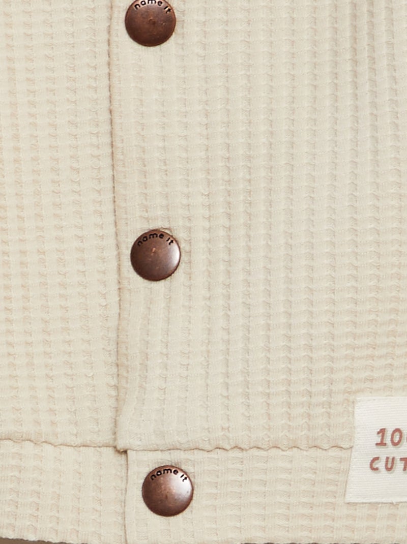 Gilet en maille gaufrée Beige - Kiabi