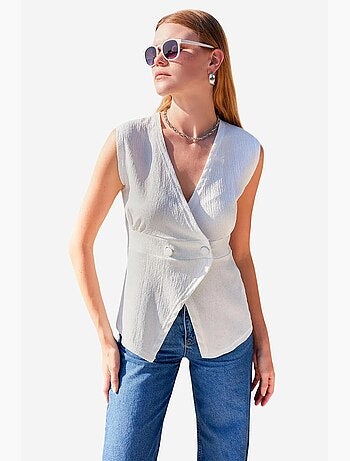 Gilet en tricot à boutons détaillés bdart