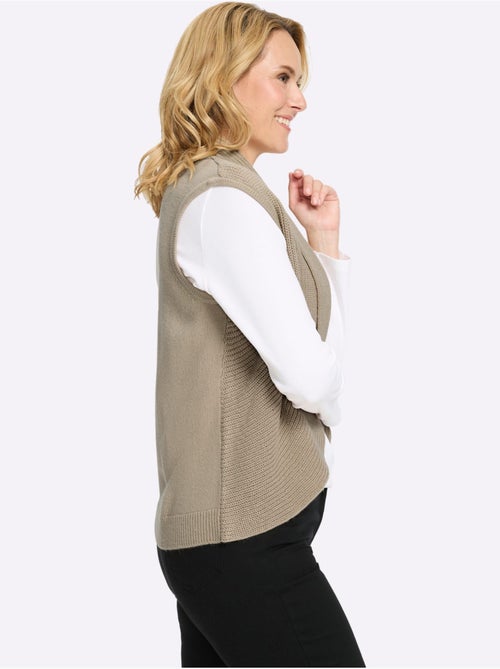 Gilet en tricot col châle mode - taille standard - moda vilona - Kiabi Gilet en tricot col châle mode - taille standard - moda vilona - Kiabi