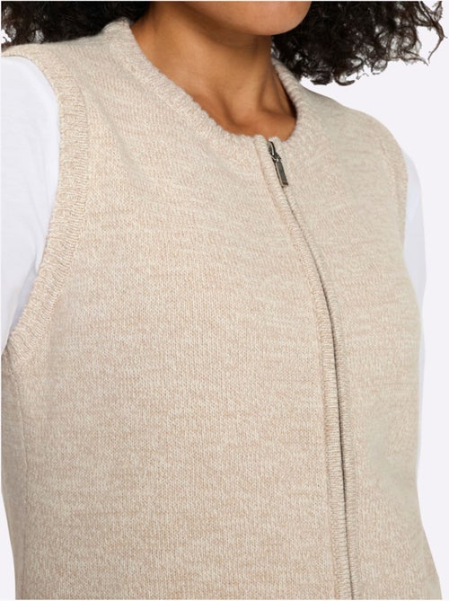 Gilet en tricot fil chiné doux - taille standard - moda vilona - Kiabi Gilet en tricot fil chiné doux - taille standard - moda vilona - Kiabi