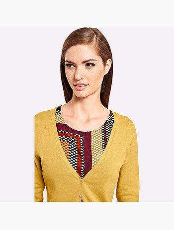 Gilet fin boutons imitation nacre - taille standard - helline