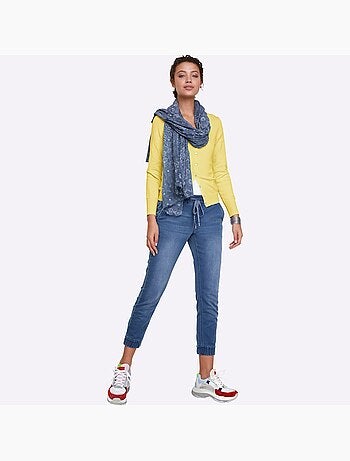 Gilet fin boutons imitation nacre - taille standard - helline
