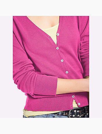 Gilet fin boutons imitation nacre - taille standard - helline