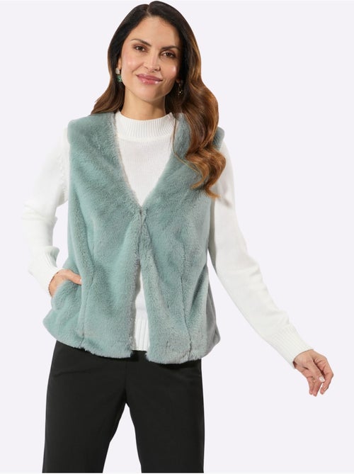 Gilet imitation fourrure coupe courte mode - taille standard - witt - Kiabi Gilet imitation fourrure coupe courte mode - taille standard - witt - Kiabi