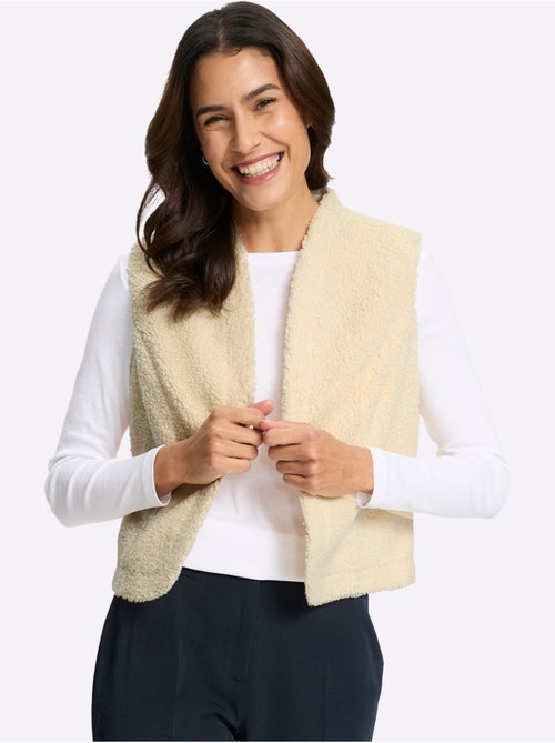Gilet imitation fourrure fermeture crochet discrète - taille standard - witt - Kiabi Gilet imitation fourrure fermeture crochet discrète - taille standard - witt - Kiabi