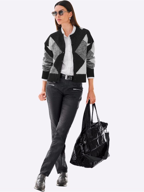 Gilet Jacquard Tricot Jacquard élégant - Taille Standard - Helline - Kiabi Gilet Jacquard Tricot Jacquard élégant - Taille Standard - Helline - Kiabi