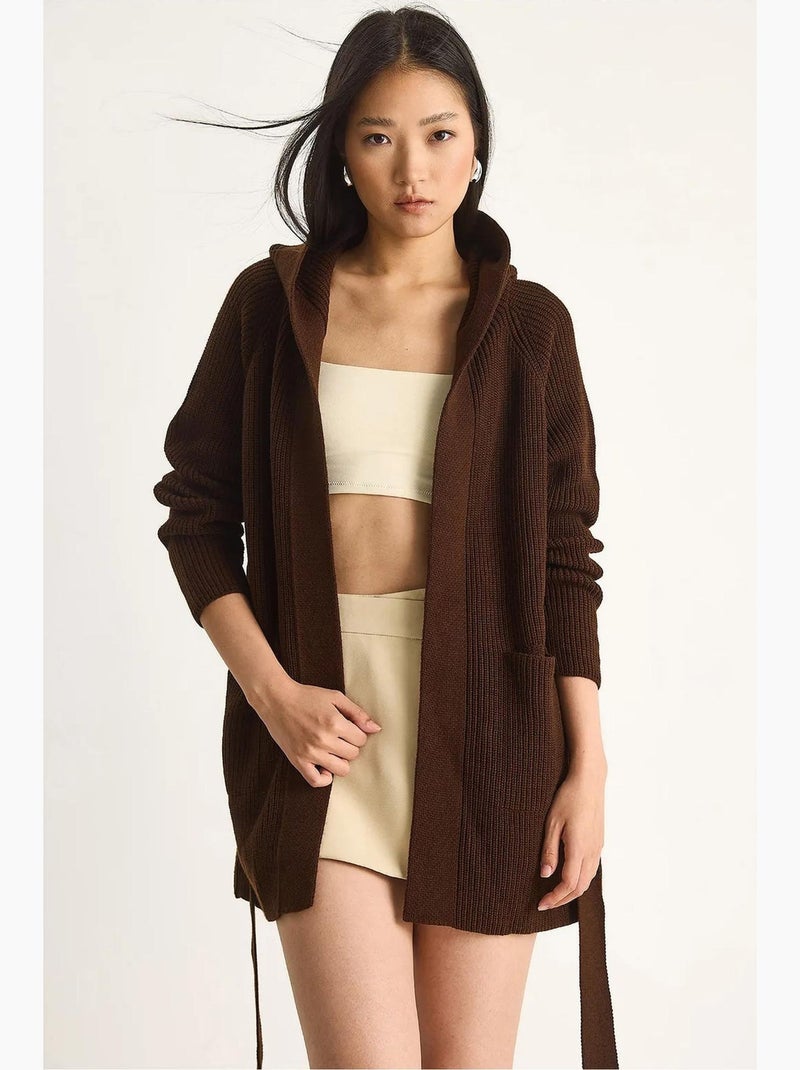 Gilet long à capuche en maille côtelée épaisse avec fermeture à nouer lucci Marron chocolat - Kiabi
