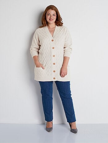 Gilet long boutonné torsades col V