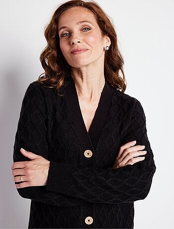 Gilet long boutonné torsades col V